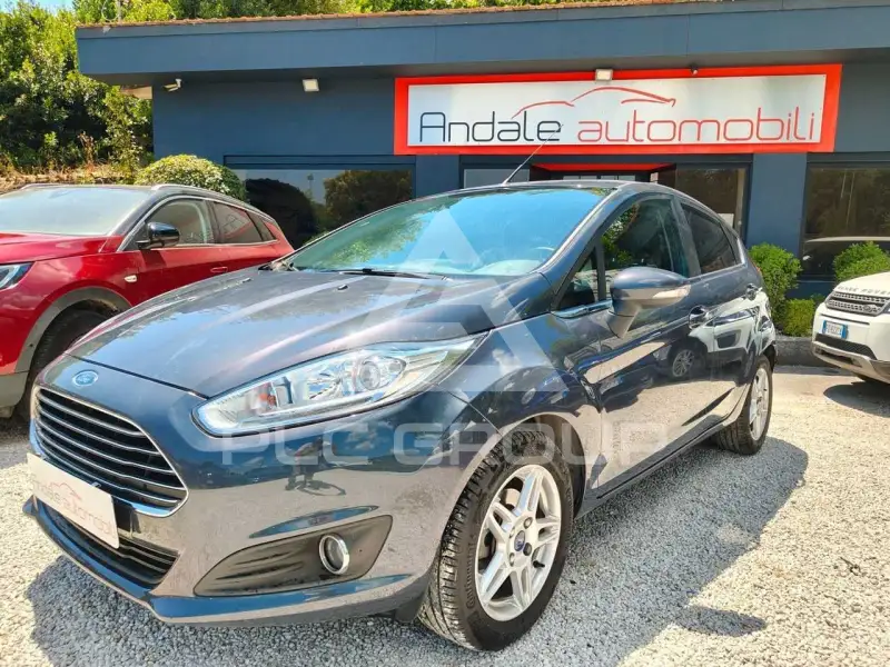 2014 Ford FIESTA