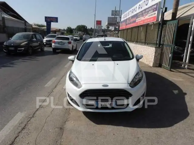 2014 Ford FIESTA