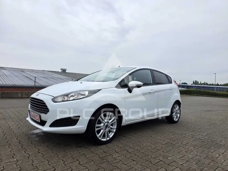 2014 Ford FIESTA
