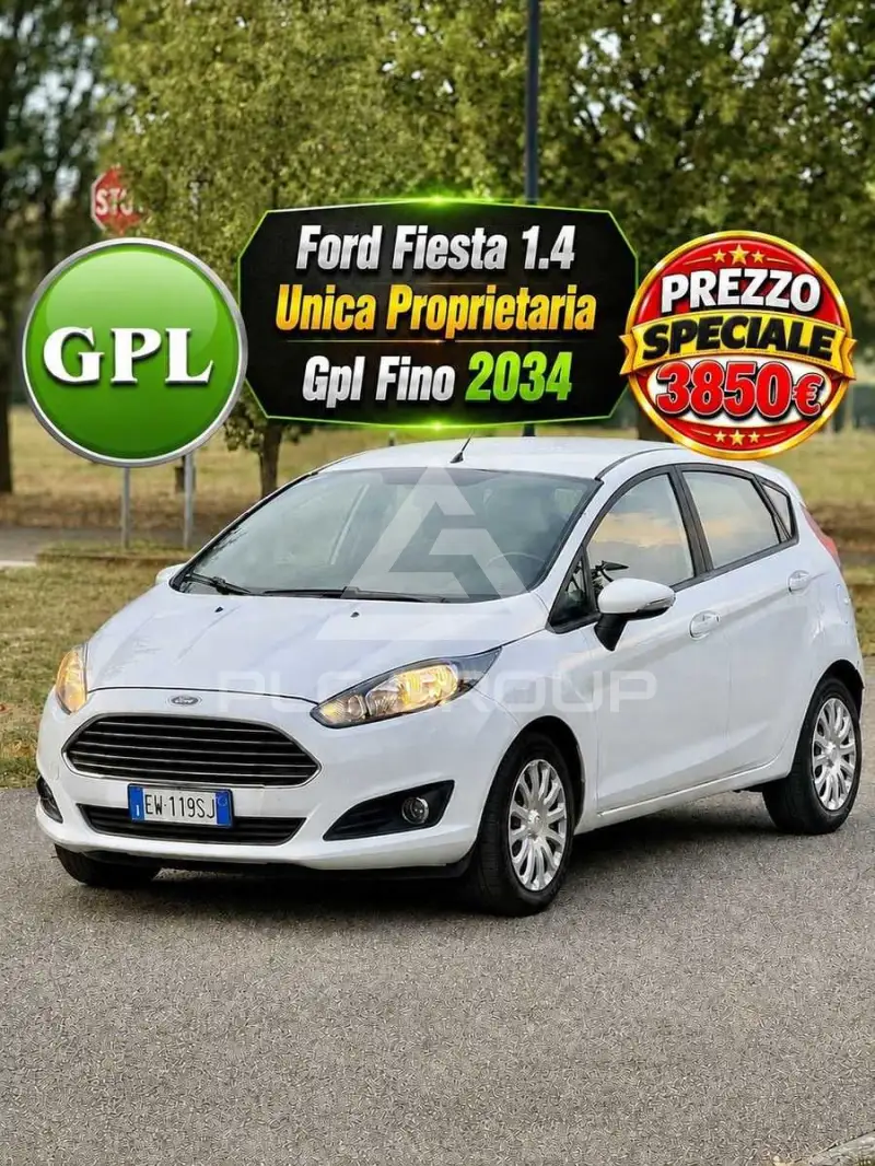 2014 Ford FIESTA
