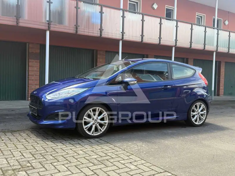 2014 Ford FIESTA