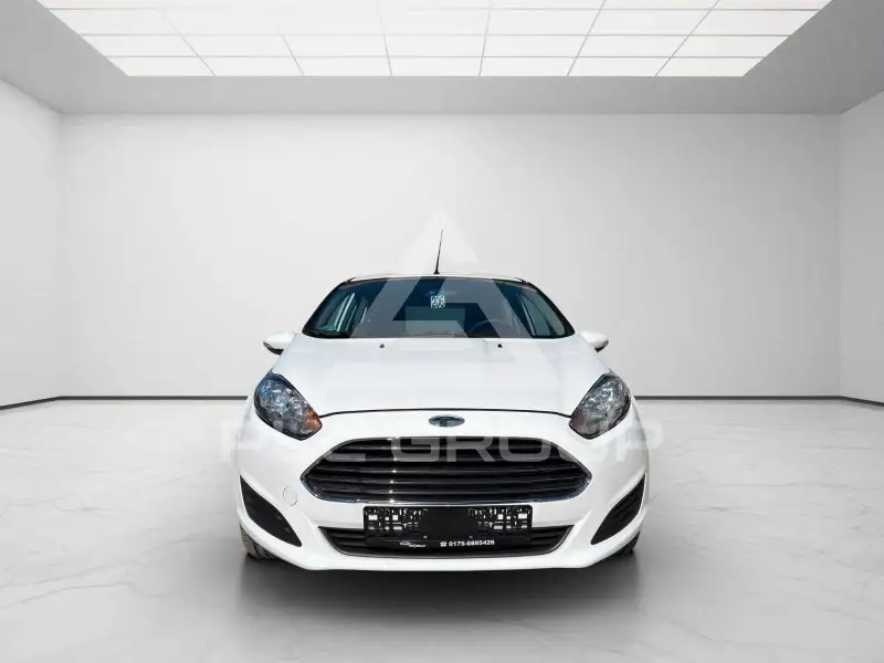 2014 Ford FIESTA