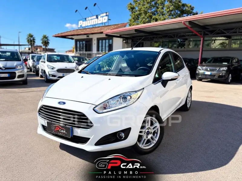 2014 Ford FIESTA
