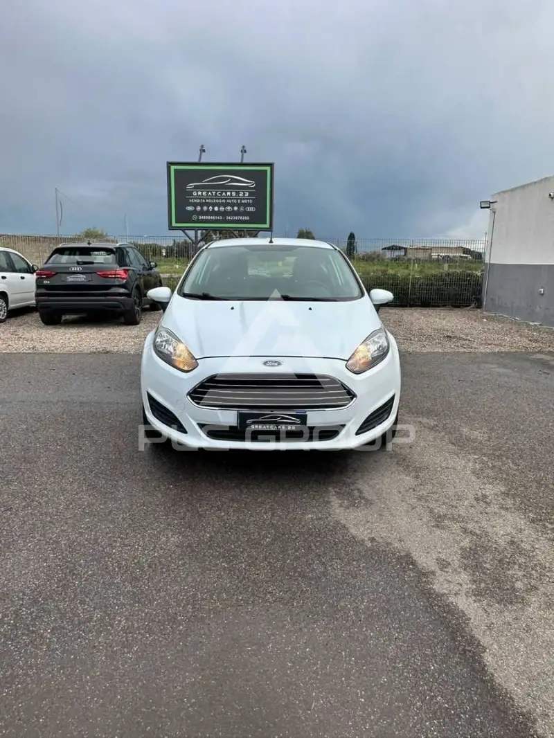 2014 Ford FIESTA