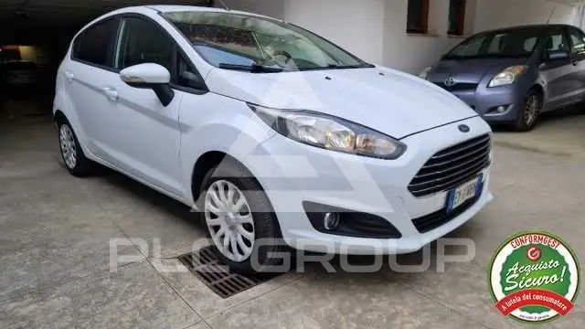 2014 Ford FIESTA