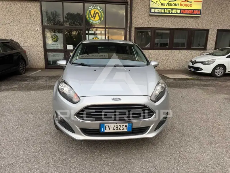 2014 Ford FIESTA