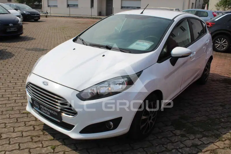 2014 Ford FIESTA