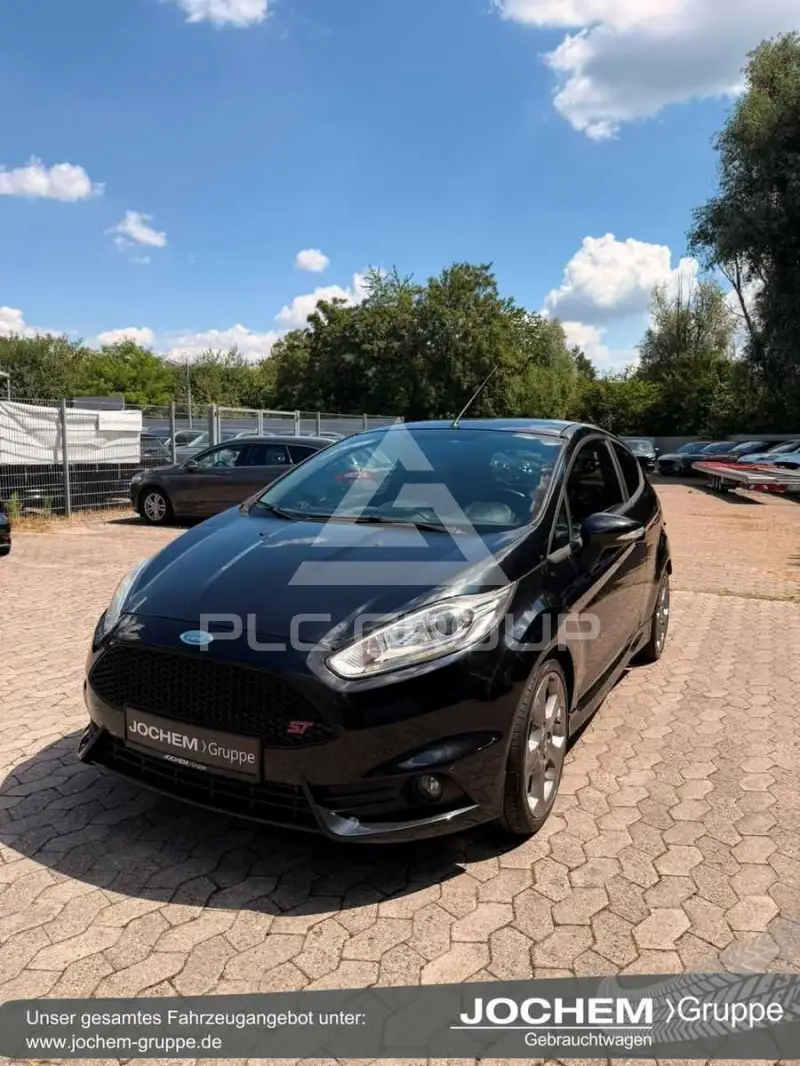 2014 Ford FIESTA
