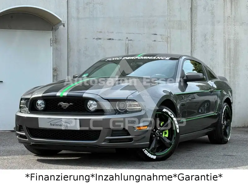 2014 Ford MUSTANG