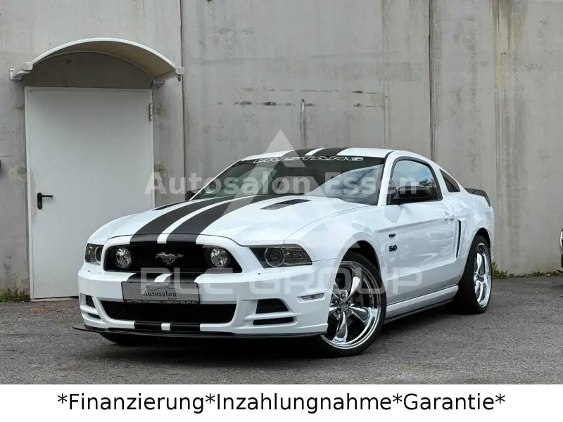 2014 Ford MUSTANG