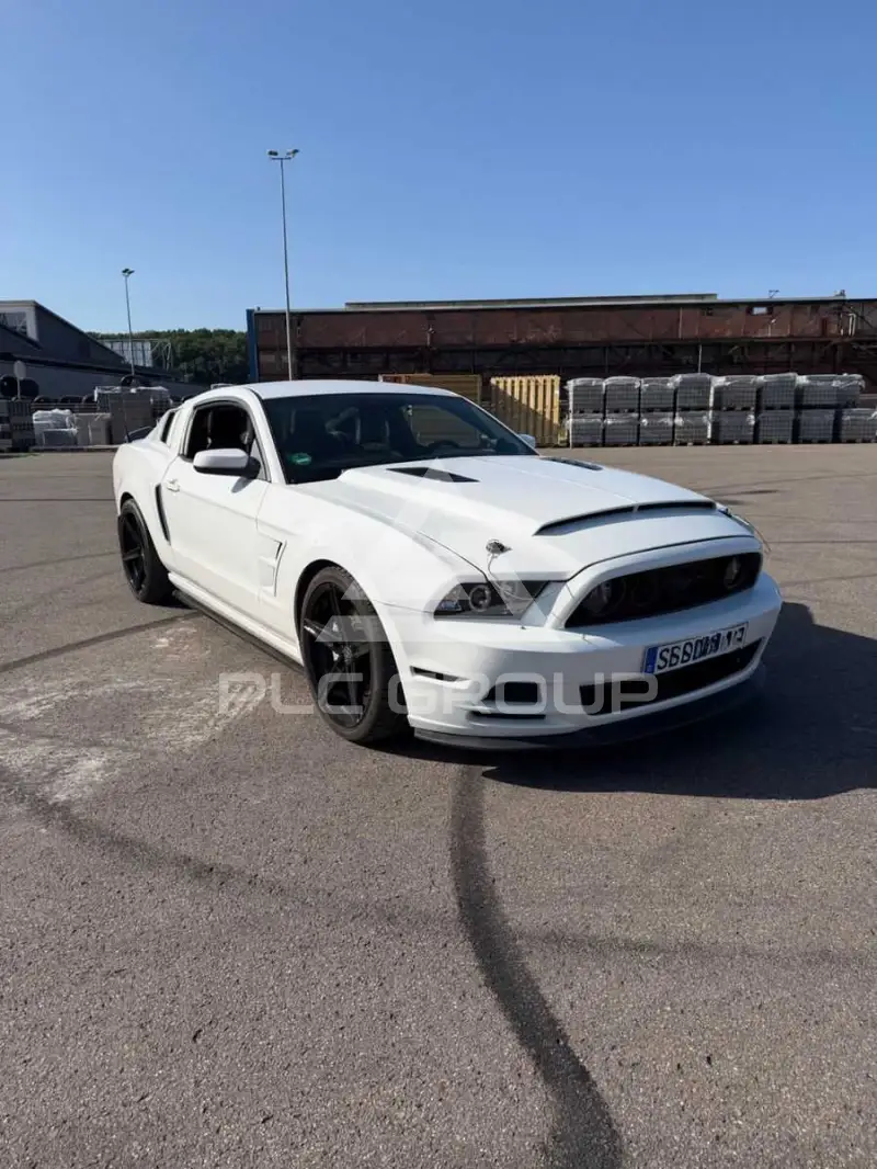 2014 Ford MUSTANG