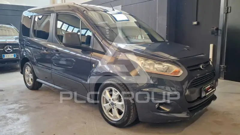 2014 Ford Tourneo