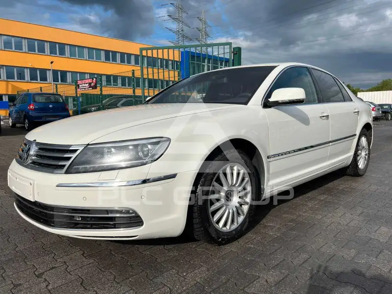 2014 Volkswagen PHAETON