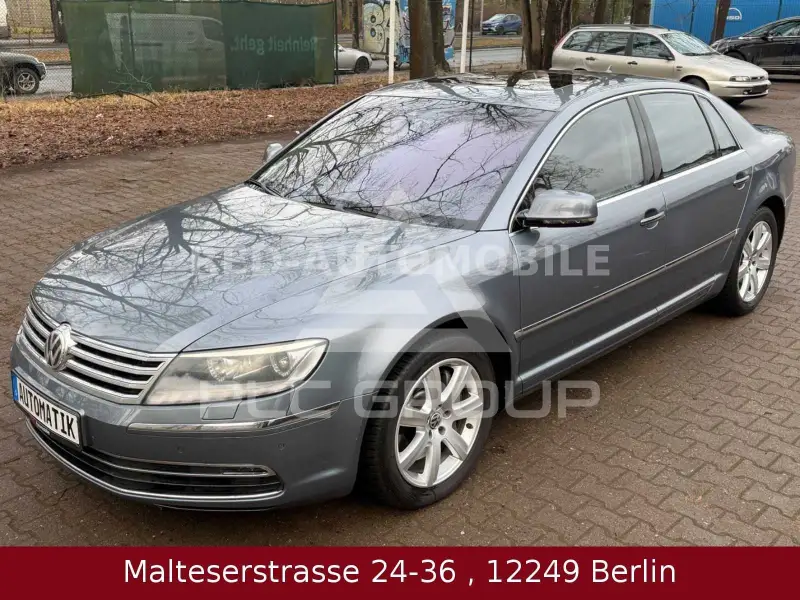 2014 Volkswagen PHAETON