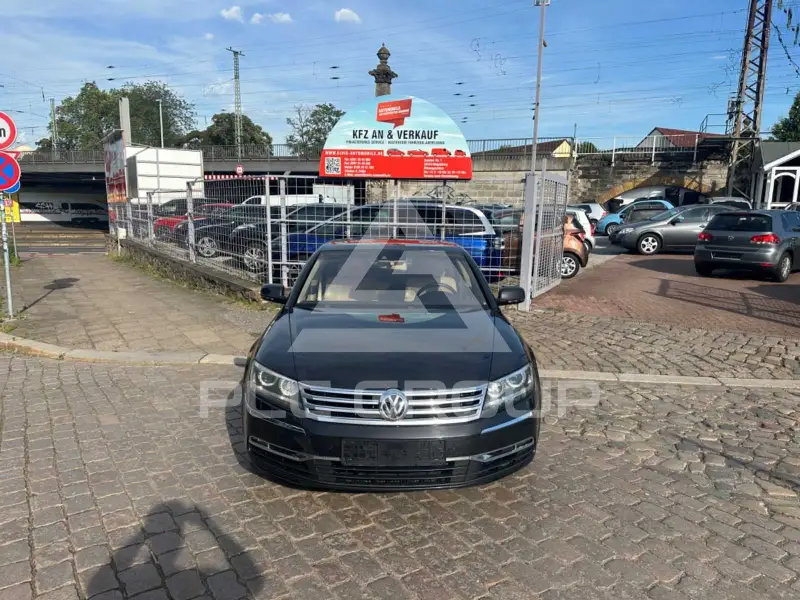 2014 Volkswagen PHAETON