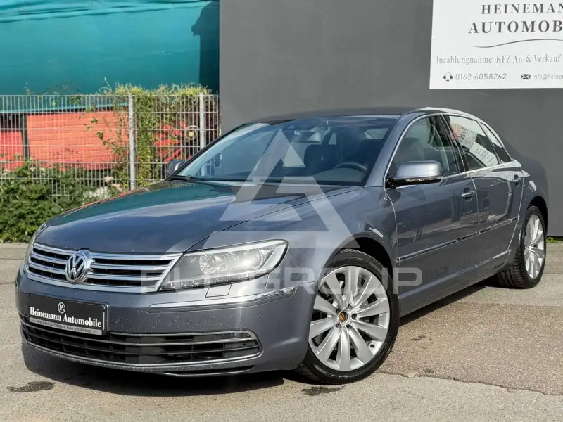 2014 Volkswagen PHAETON