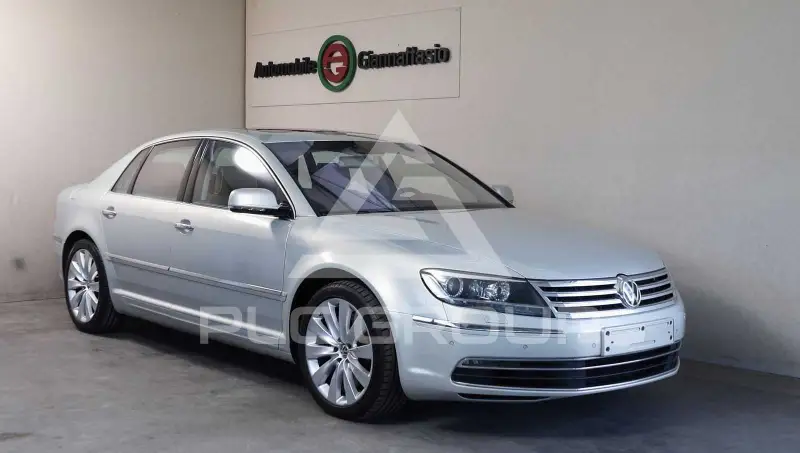 2014 Volkswagen PHAETON