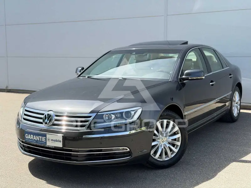 2014 Volkswagen PHAETON