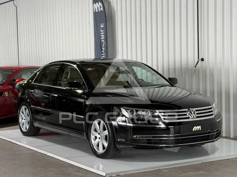 2014 Volkswagen PHAETON