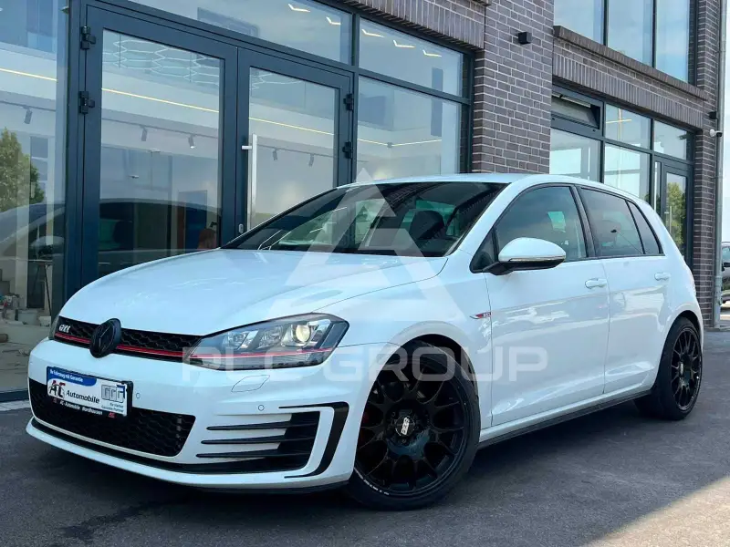 2014 Volkswagen GOLF