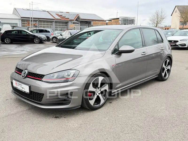 2014 Volkswagen GOLF
