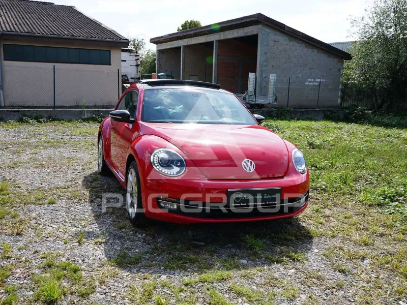 2014 Volkswagen BEETLE
