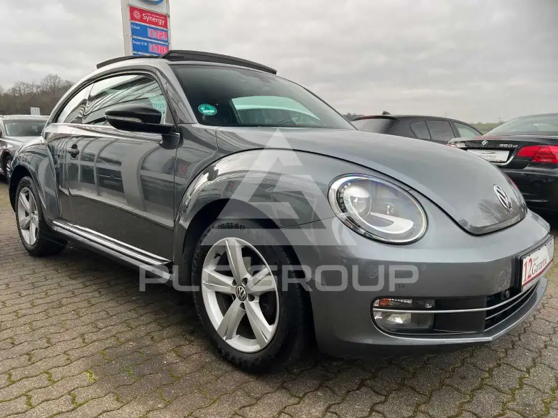 2014 Volkswagen BEETLE