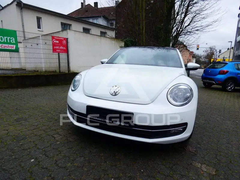 2014 Volkswagen BEETLE