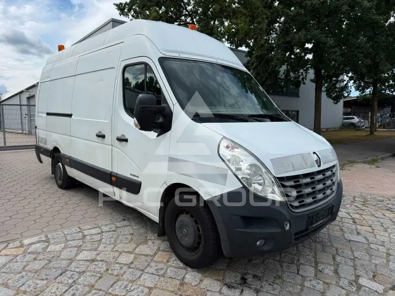 2011 Renault Master