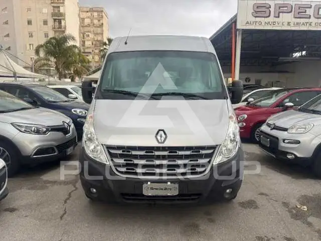 2014 Renault Master