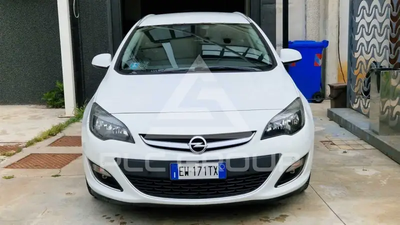 2014 Opel Astra