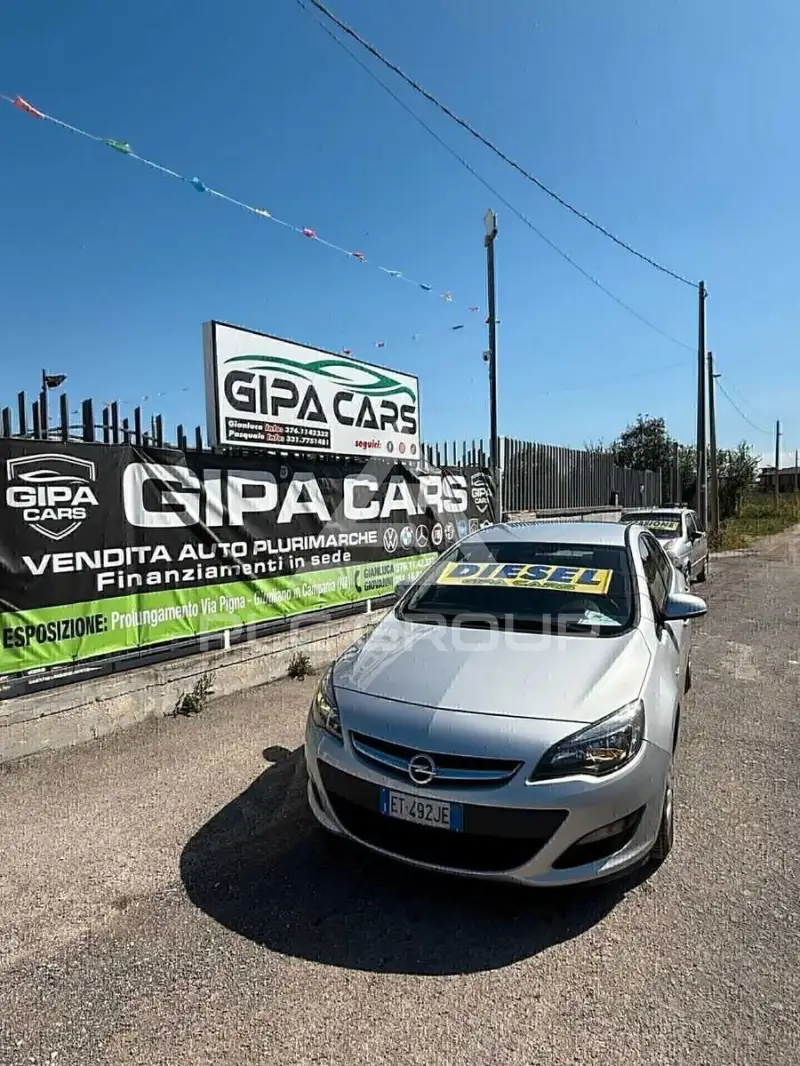 2014 Opel Astra