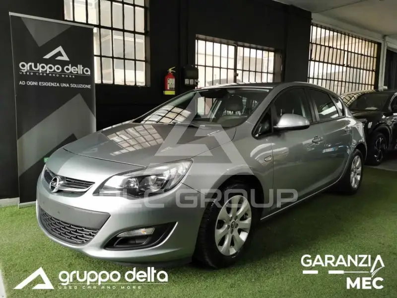 2014 Opel Astra