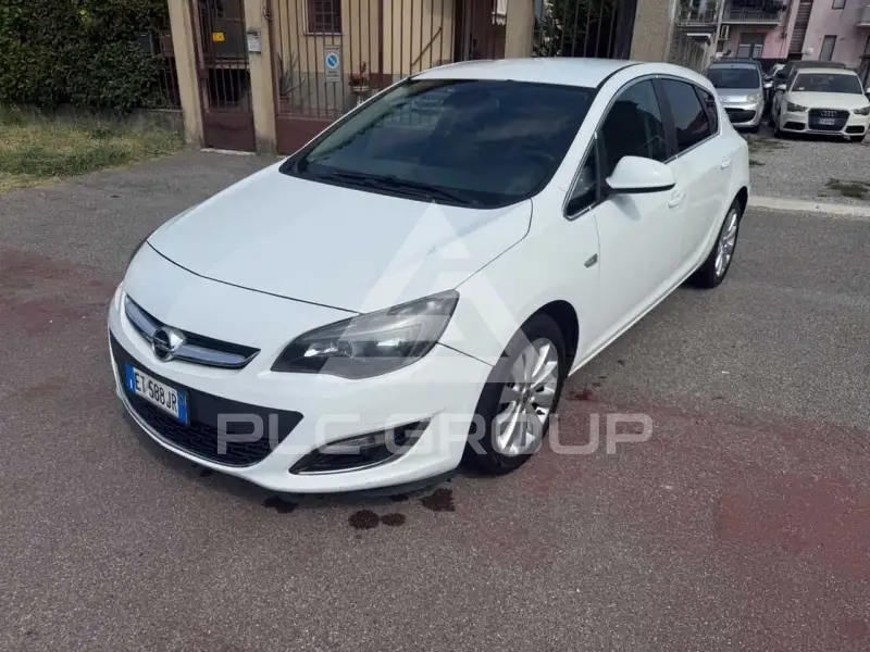 2014 Opel Astra