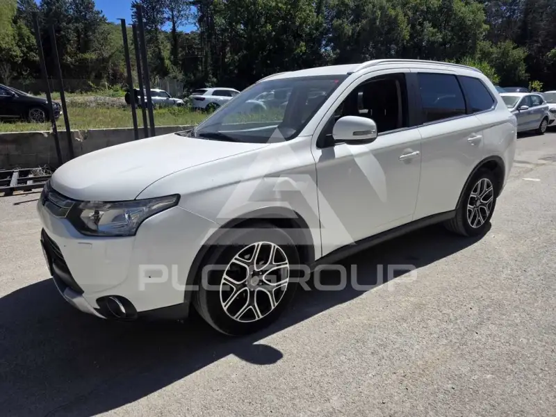 2015 Mitsubishi OUTLANDER