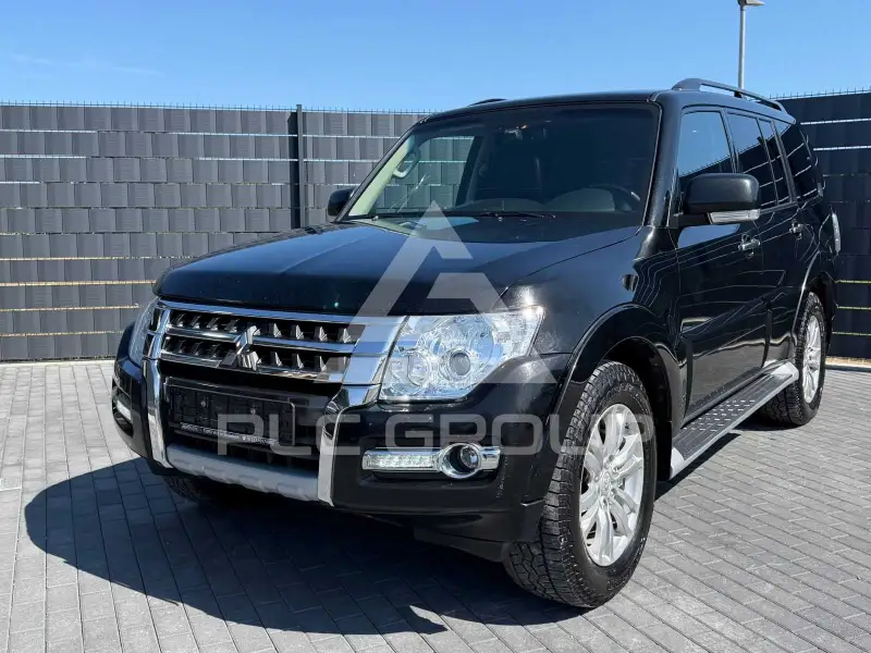 2015 Mitsubishi PAJARO