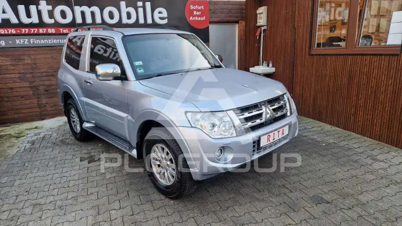 2015 Mitsubishi PAJARO
