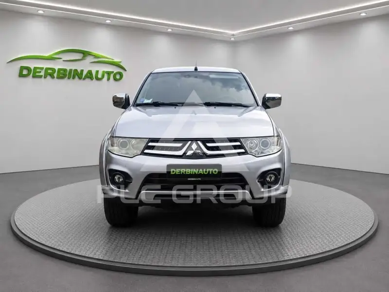 2015 Mitsubishi L200
