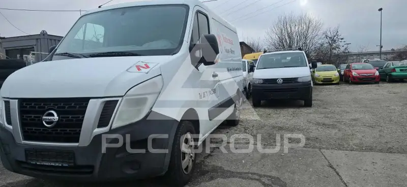 2015 Nissan NV 400