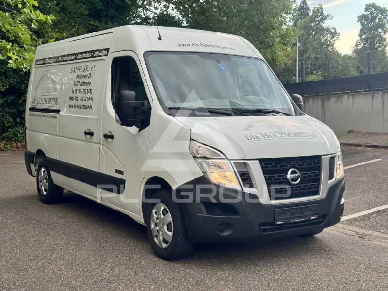 2015 Nissan NV 400