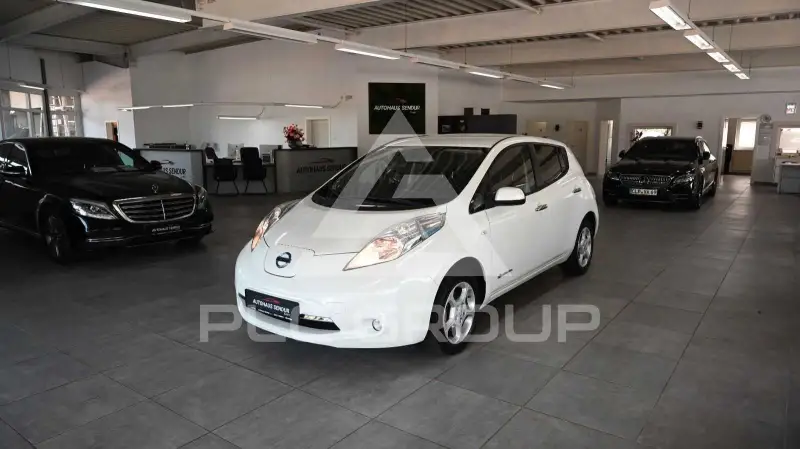 2015 Nissan LEAF