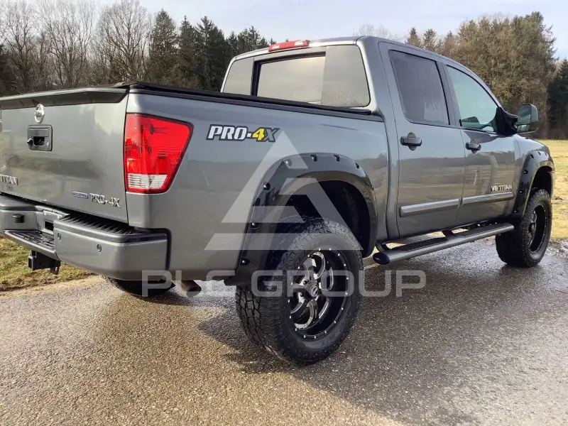 2015 Nissan TITAN