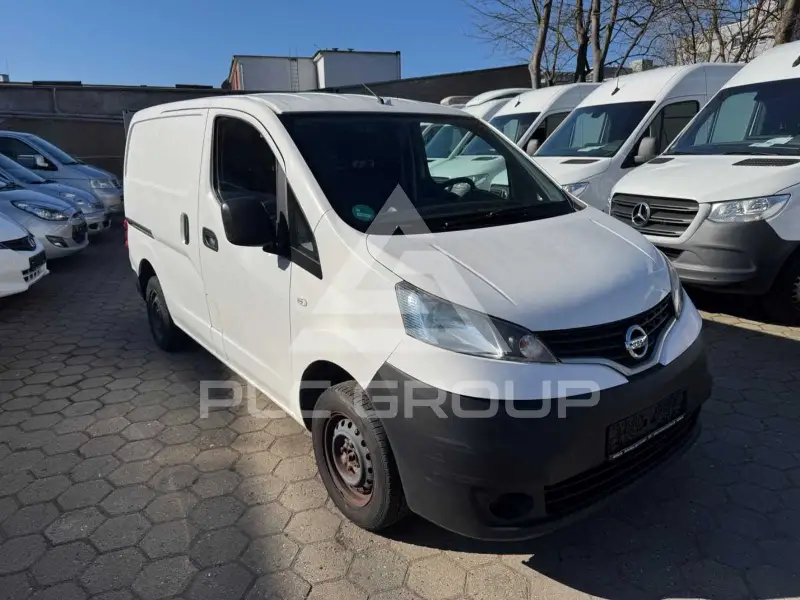 2015 Nissan NV 200