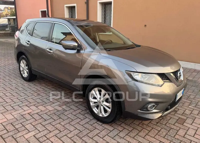 2015 Nissan X-TRAIL