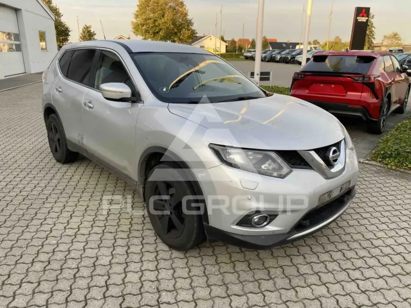 2015 Nissan X-TRAIL