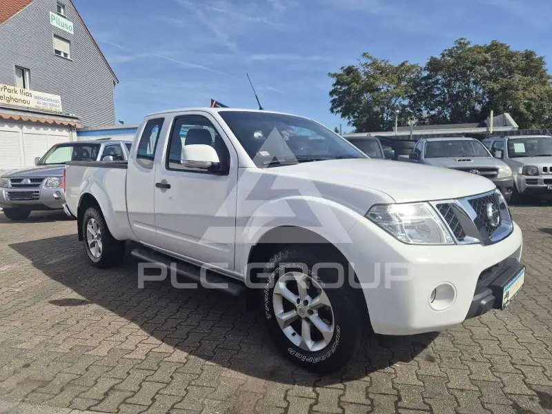 2015 Nissan Navara