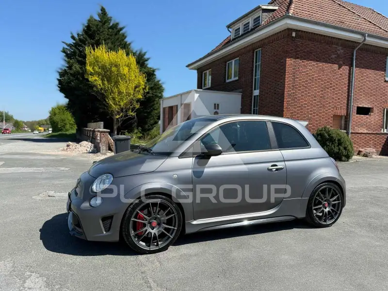 2015 Abarth 695