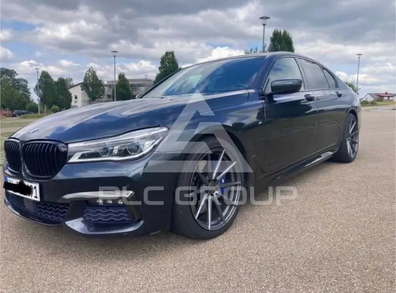 2015 BMW 750