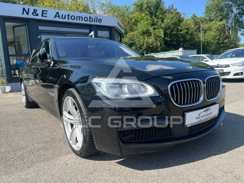 2015 BMW 750