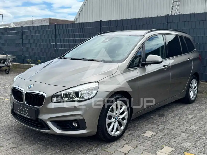 2015 BMW 220